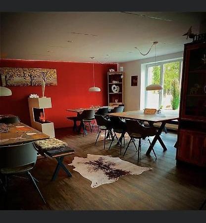 Krug'S Family Hostel Und Restaurant ヴァイルハイム・イン・オーバーバイエルン エクステリア 写真